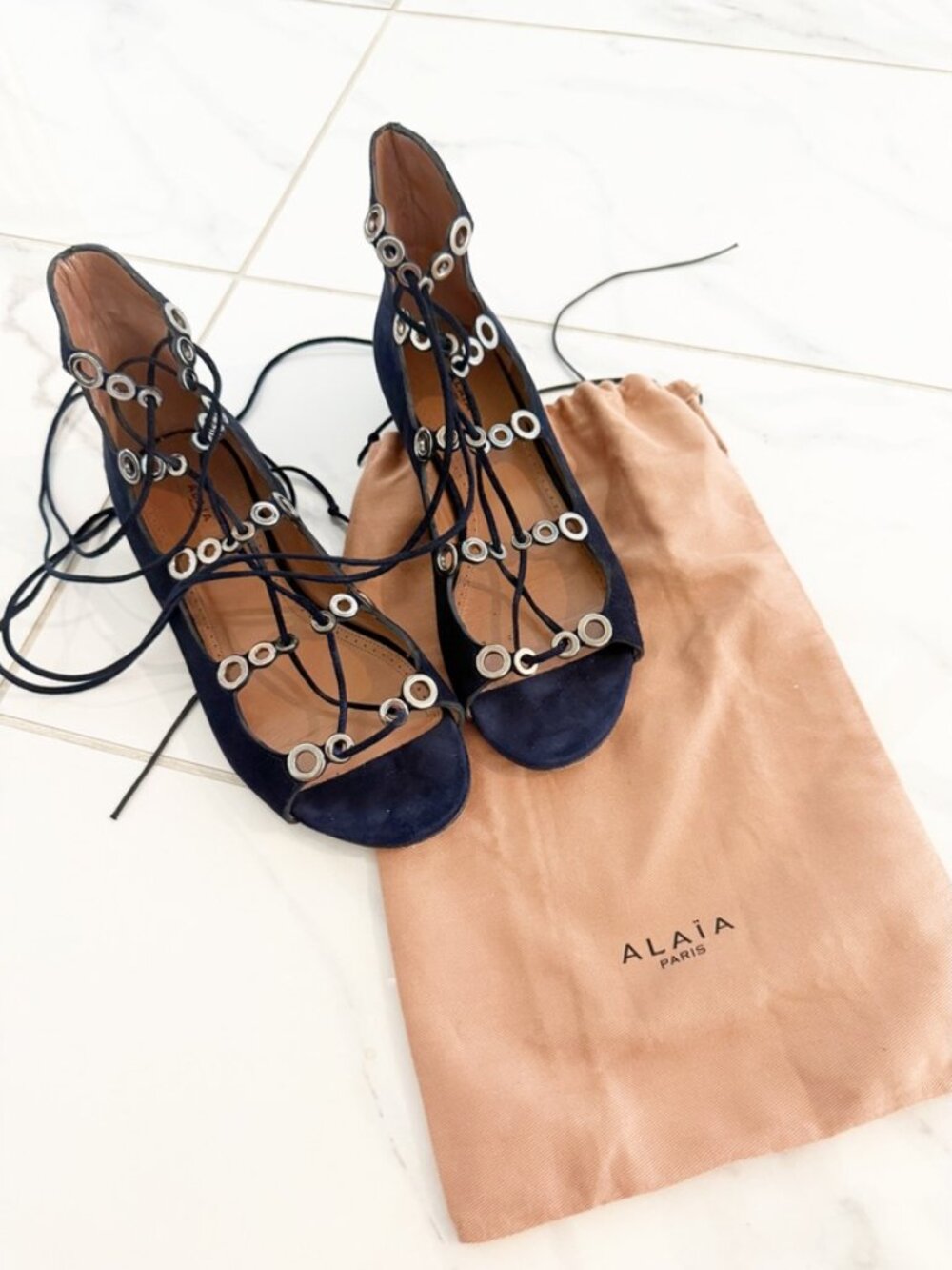 Alaïa Navy Blue Suede Grommet Lace Up Ballet Flats 8 | IT 38